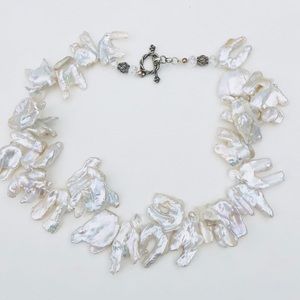 Keshie pearl necklace